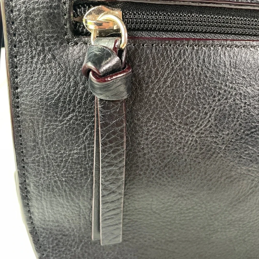 Lo & Sons The Claremont Black Leather Camera Bag Crossbody Purse Gold Hardware